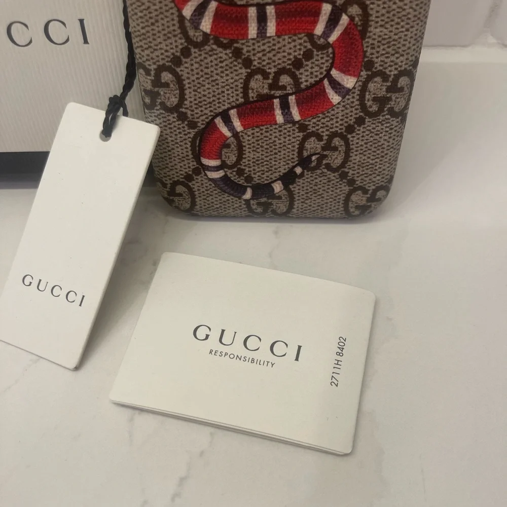 NEW Gucci Supreme Monogram Kingsnake iPhone 7/8 Phone Case 🐍❤️